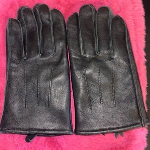Sicura black leather knit lined gloves in size large.EUC.